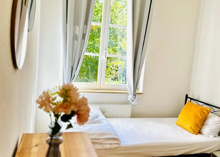 Stoetteritz - 3 - 6 People - 5 Beds - Balcony - Great Public Transport 11 Minutes To The Appartement Leipzig